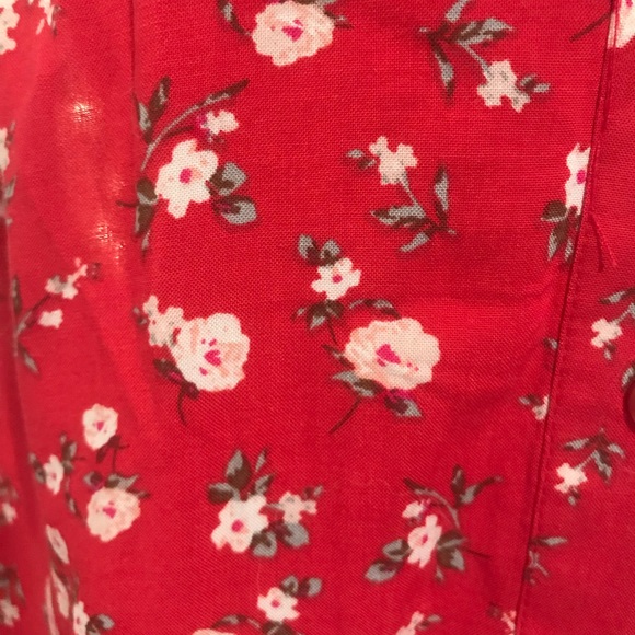 Red Floral Dress with Ruffled Arms - Picture 2 of 4